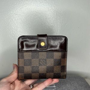🔥Louis Vuitton Unisex Damier Ebony Bifold Zippy Wallet Pristine Condition.